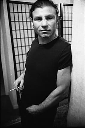 Jo Prestia — portrait en noir et blanc